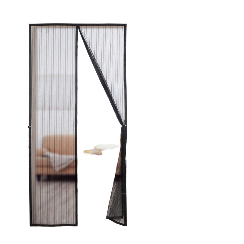 Magnetic Screen Door – Hands-Free Fresh Air