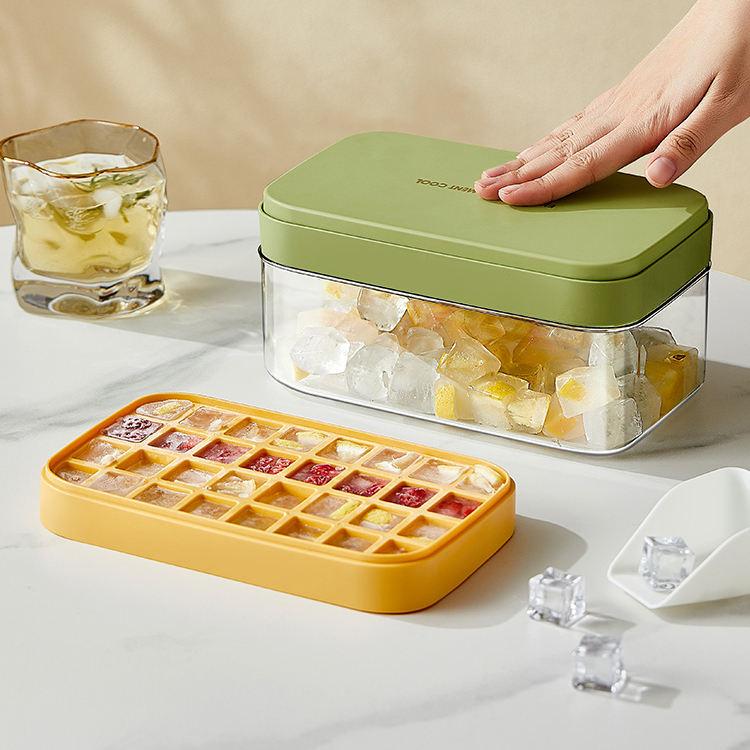 Ice Cube Tray with Lid – Clean & Stackable