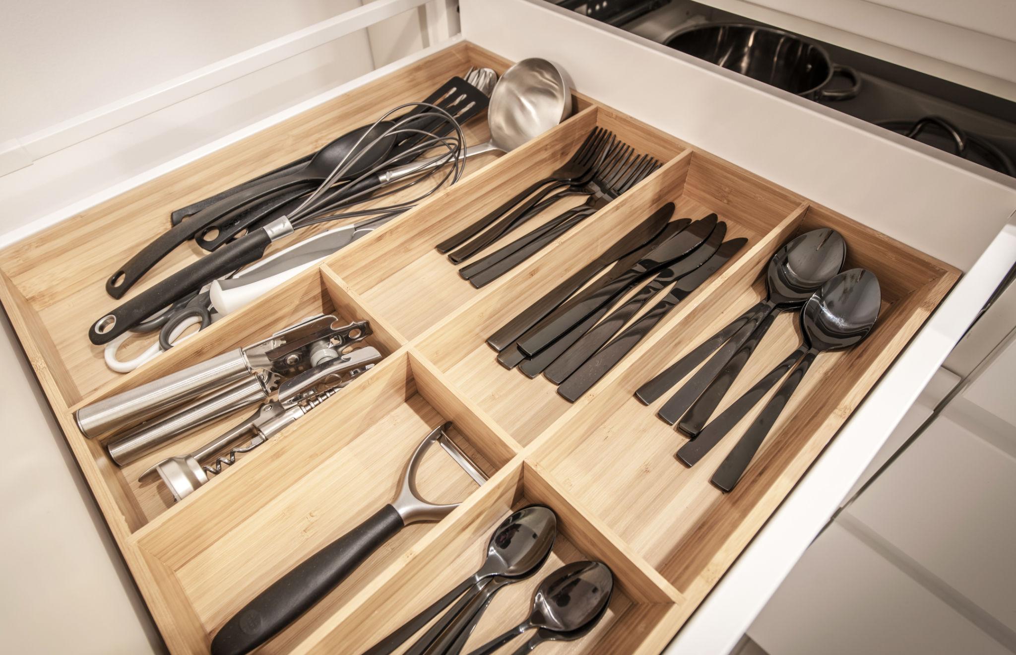 Multi-Size Drawer Organizer – Declutter Your Life
